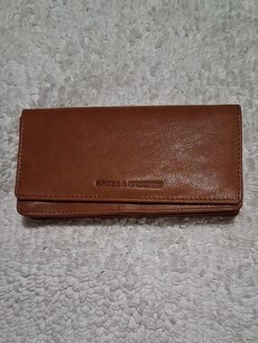 Spikes & Sparrow Tan Leather Wallet - Women's Clutch Wallet